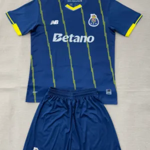 Adults kits 26/27 Porto four away