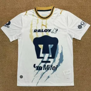Fans Version 26/27 Pumas home